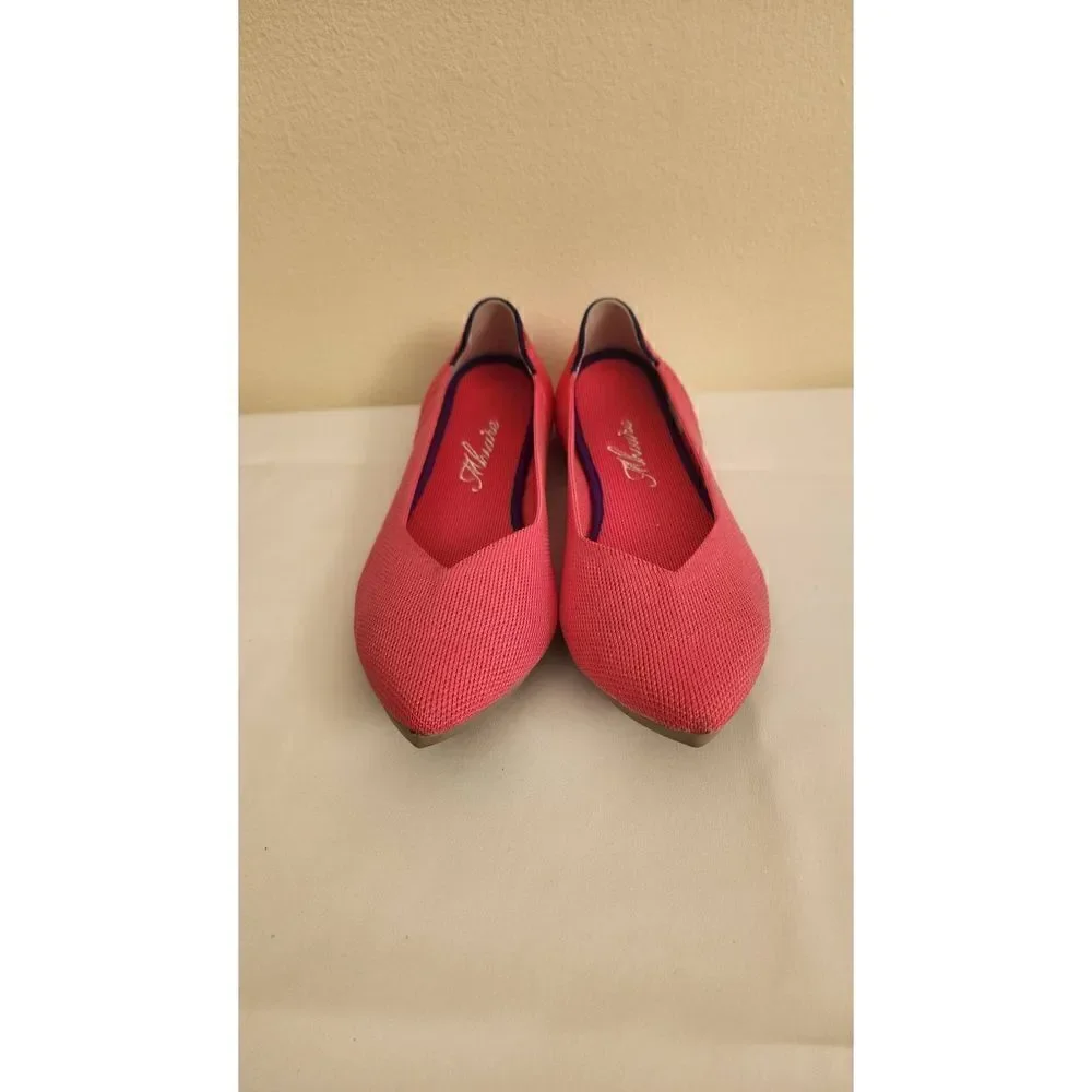 Mhuire Womens Sustainable Knit Flats,  Pre-Owned, Sz. 8